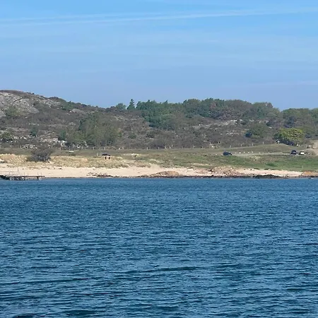 Sea Views Cliffs 50 M From The Sea In Sandvig דירה *