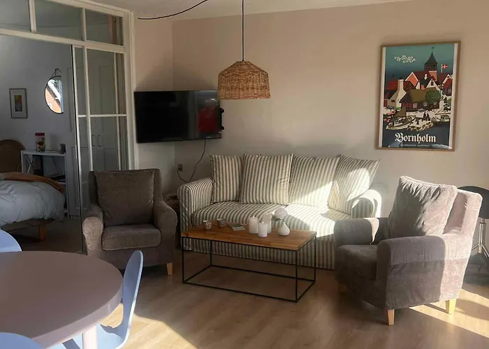 Apartamento Sea Views Cliffs 50 M From The Sea In Sandvig